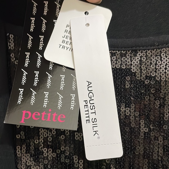 August Silk black sequence top (sz pxl) - Picture 4 of 10